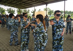 定期組織拓展培訓(xùn)能讓團(tuán)隊(duì)成員快速融入團(tuán)隊(duì)